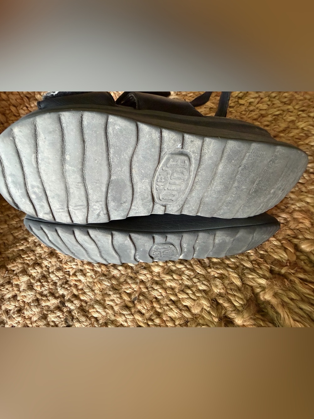 Hey dude Collin’s Black Velcro Sport Sandals - Picture 9 of 10